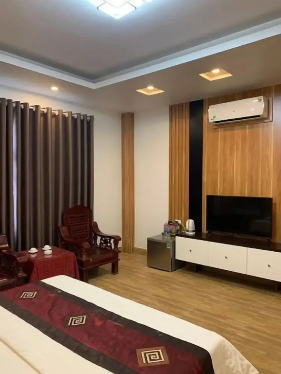 Hoang Lan Hotel KDT Xala HN - BAY LUXURY