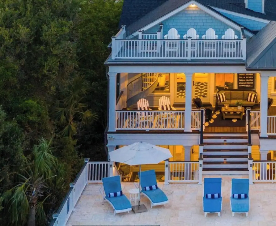 Beachside Stay With Pool, Two Decks, Rooftop Lounge & Steps to Front Beach IOP Beachhouse by Avantstay