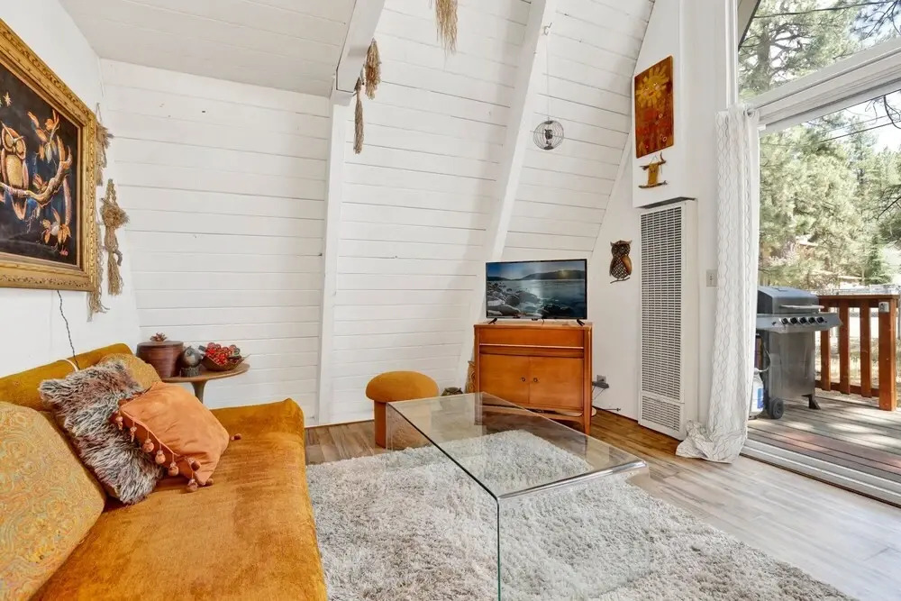 Sunrise Cottage by Big Bear Vacations