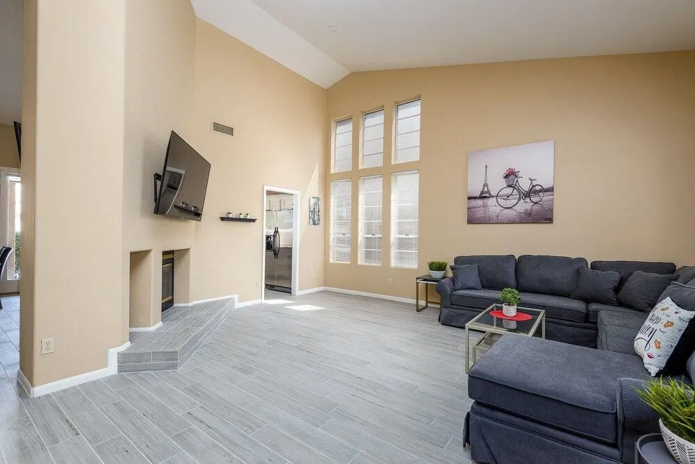 Casa Caliente 3 Bedroom Home by Redawning