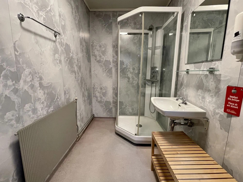 Henriks Hotell