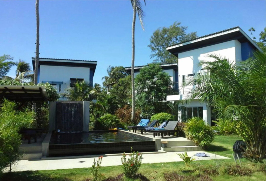 Awe Resort