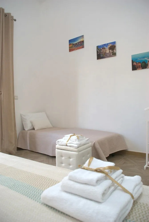 Portosalvo Rooms
