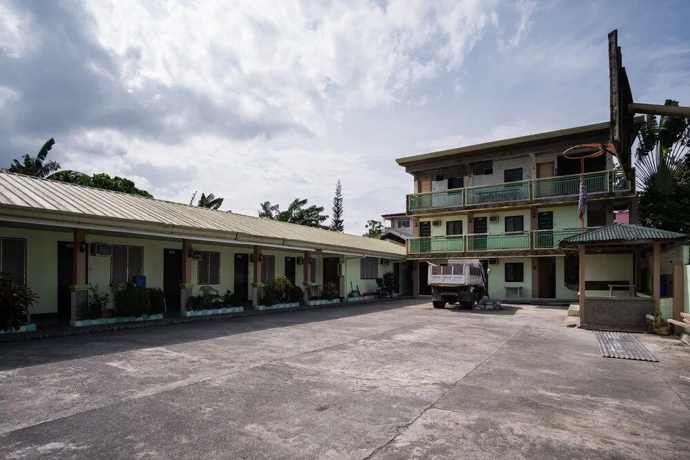 Carlito's Inn