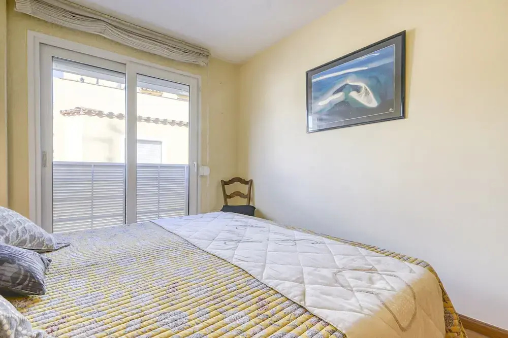 Apartment in Roses Near Playa de Roses Beach