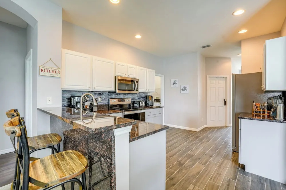 Sunny Fort Myers Home w/ Heated Pool!