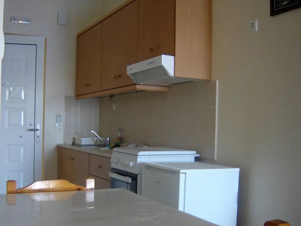 Seaview Studio in beautiful setting, west from Chania