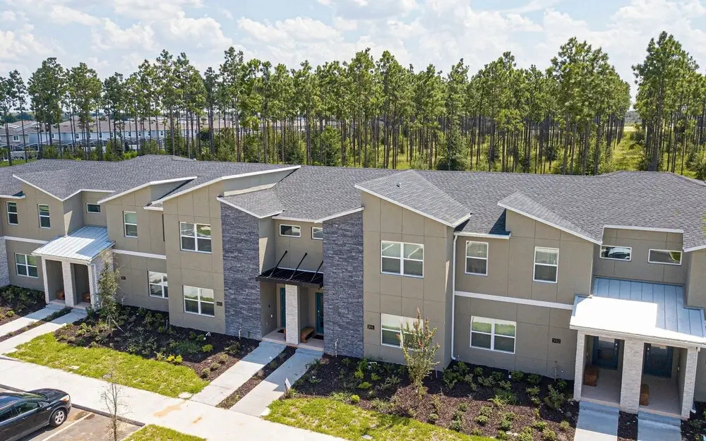 396 - 4bd/3ba Luxurious Homechampions Gate Resort