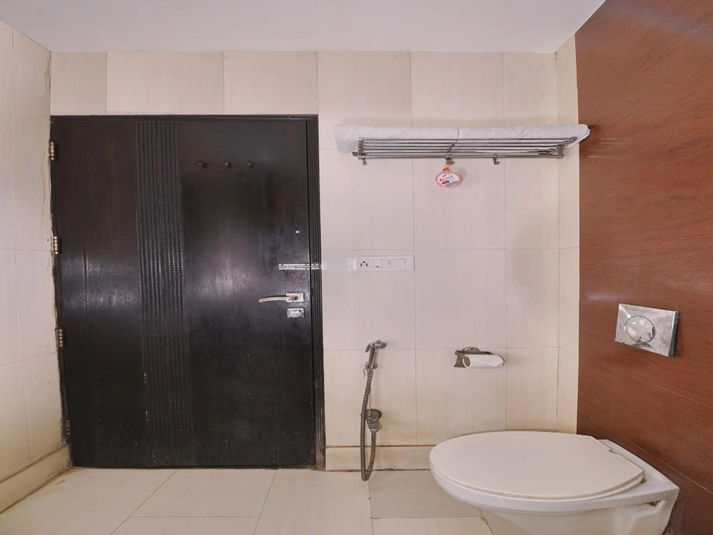 OYO 543 La Ola Boutique Hotel