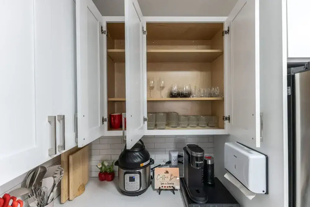 Midtown Atlanta 1BR Skyline Balcony Corner Condo by Piedmont Park Luxe Pad