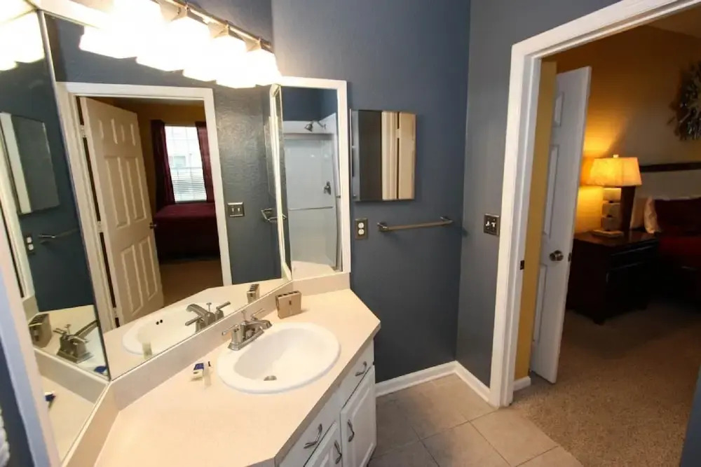 2784 Windsor Hills