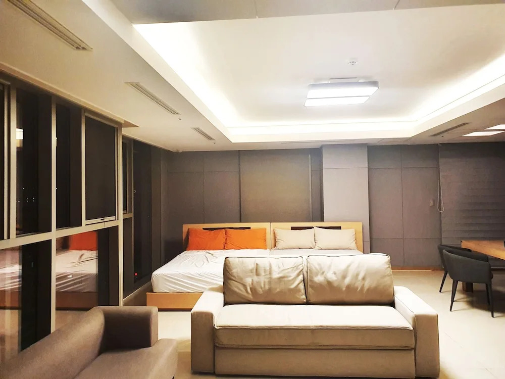 The november stay in Canal walk