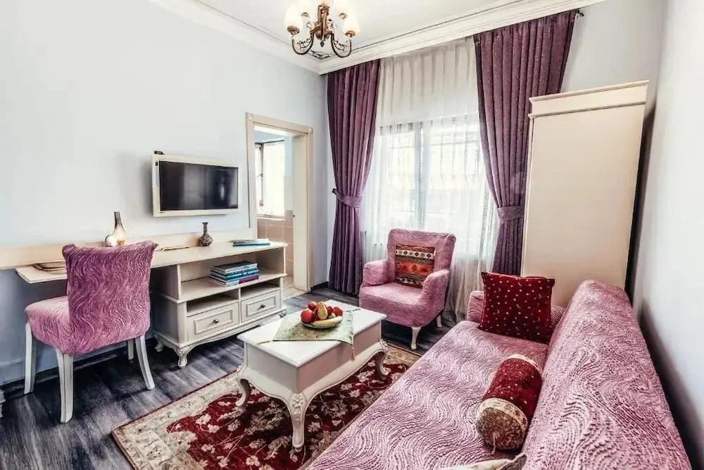 Oli̇ve Garden Hotel