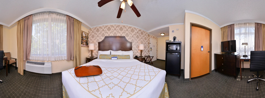 St Charles Inn, Superior Hotel