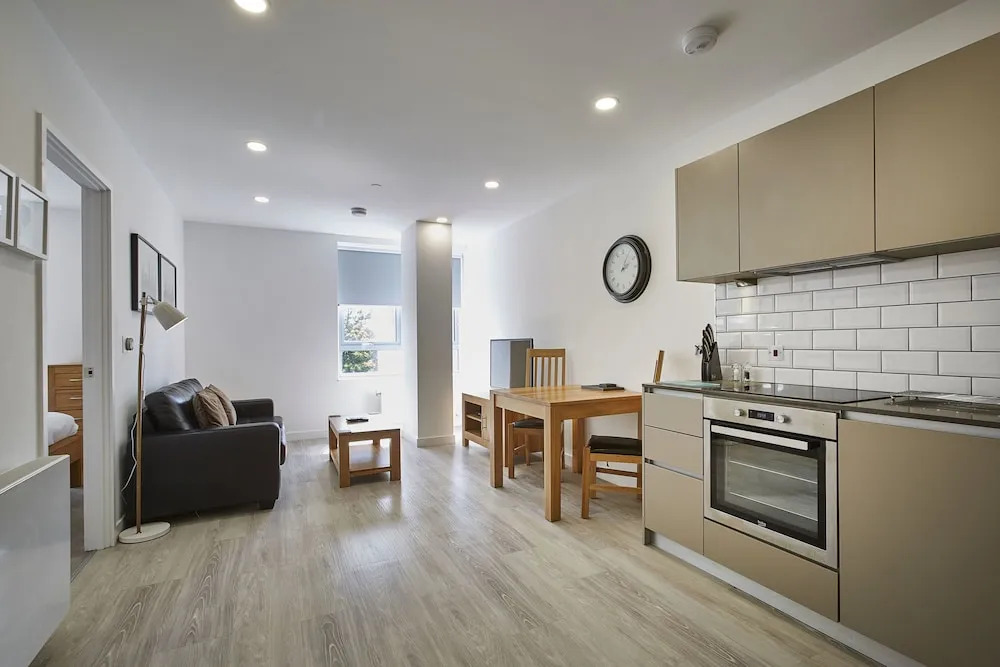 Platform Apartments by ESA