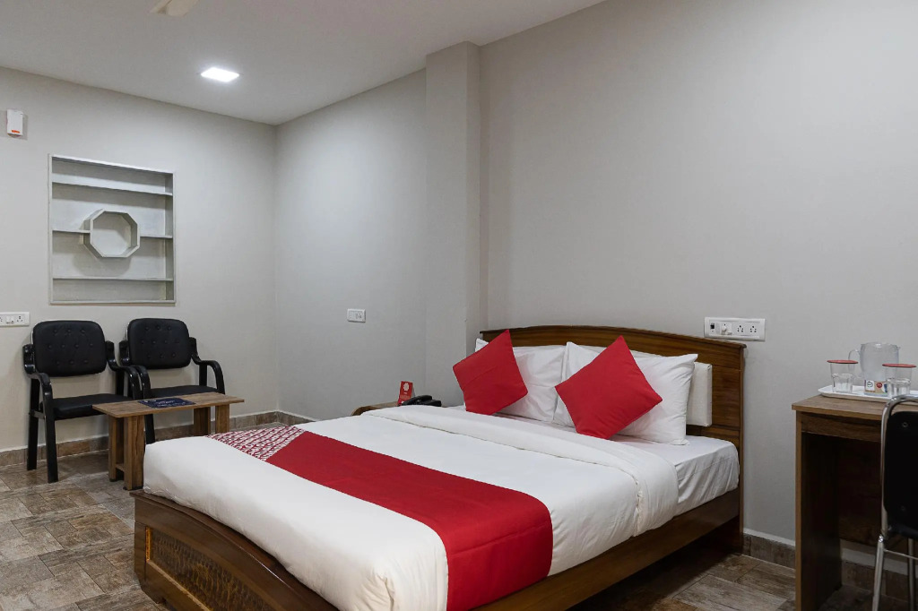 Capital O 39352 Nestle Inn