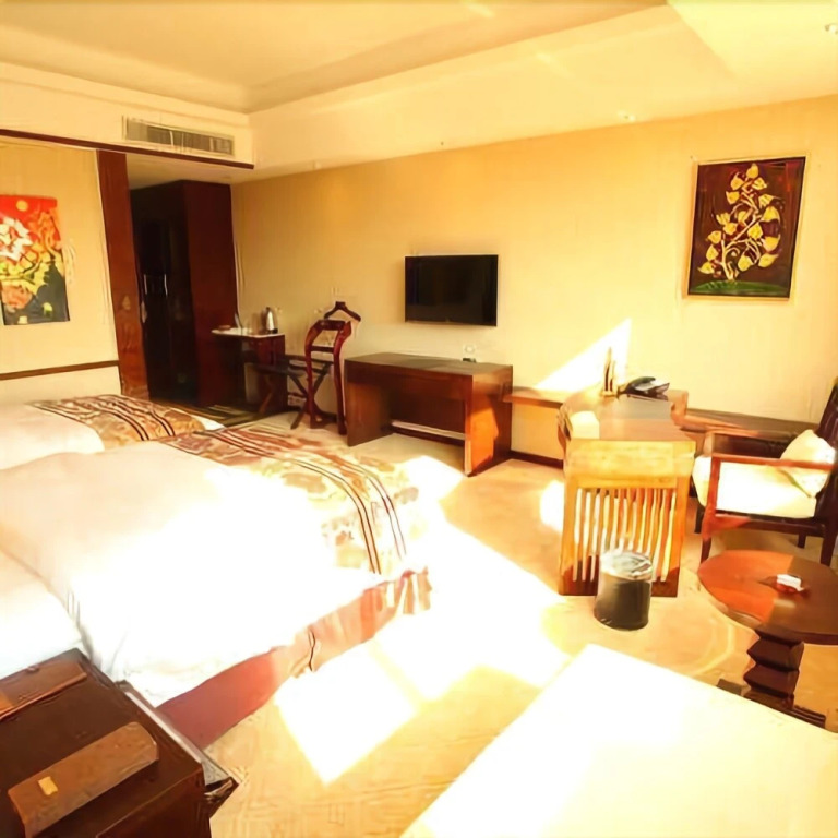 Banghe Hotel