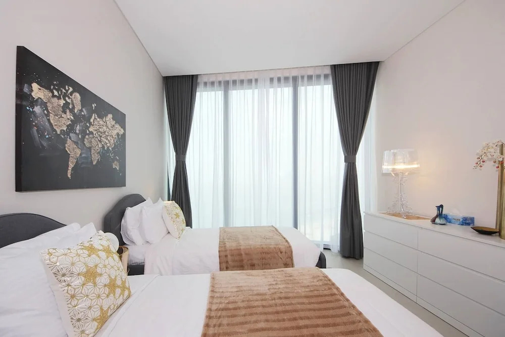 Deluxe Address Beach Resort Residence 2 Bed