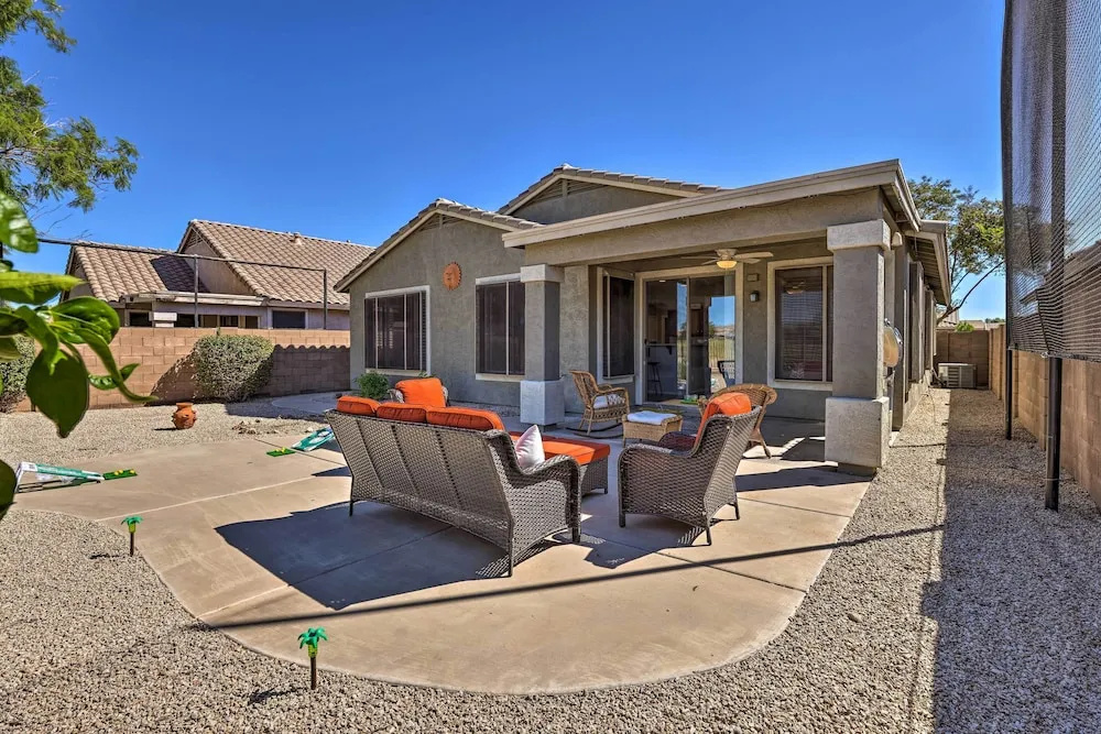 San Tan Valley Home w/ Pool Access & Golf View!