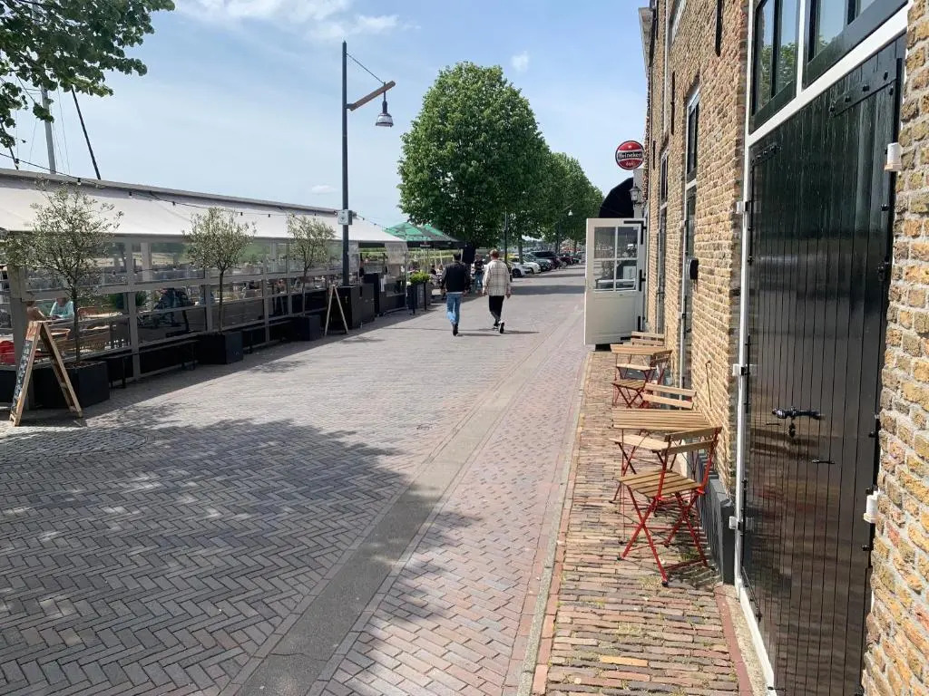 Pakhuis aan de Haven - stuurboord