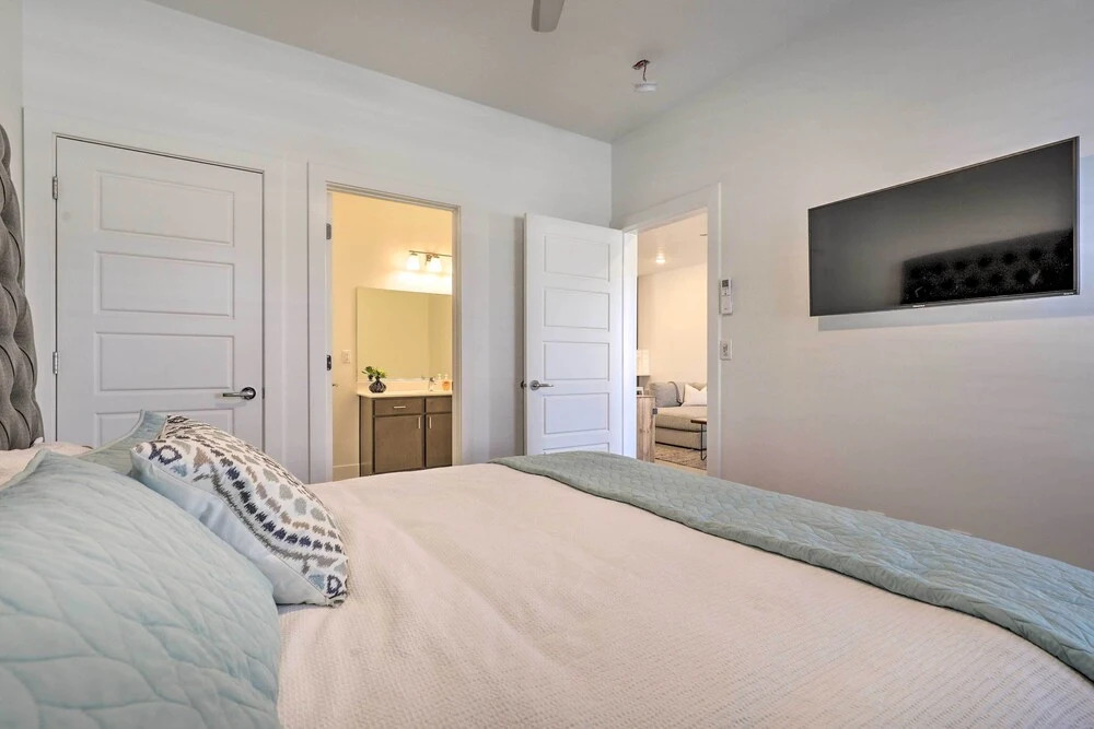 Villa w/ Hot Tubs ~ 5 Miles to Historic St. George