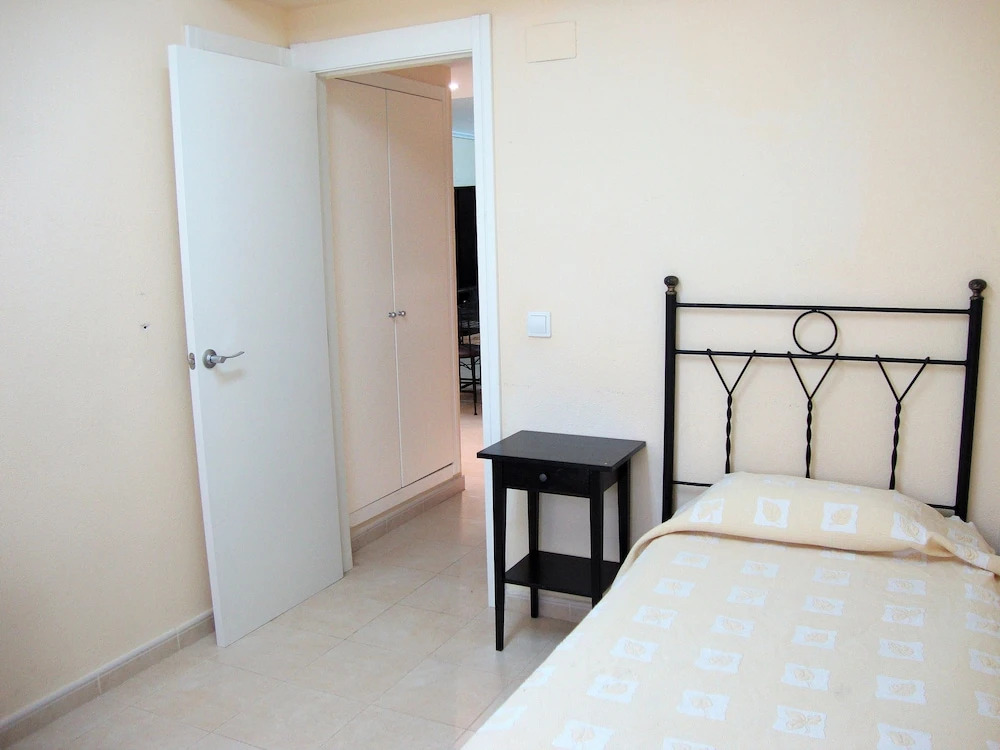 Apartamentos Alcala Blau 3000