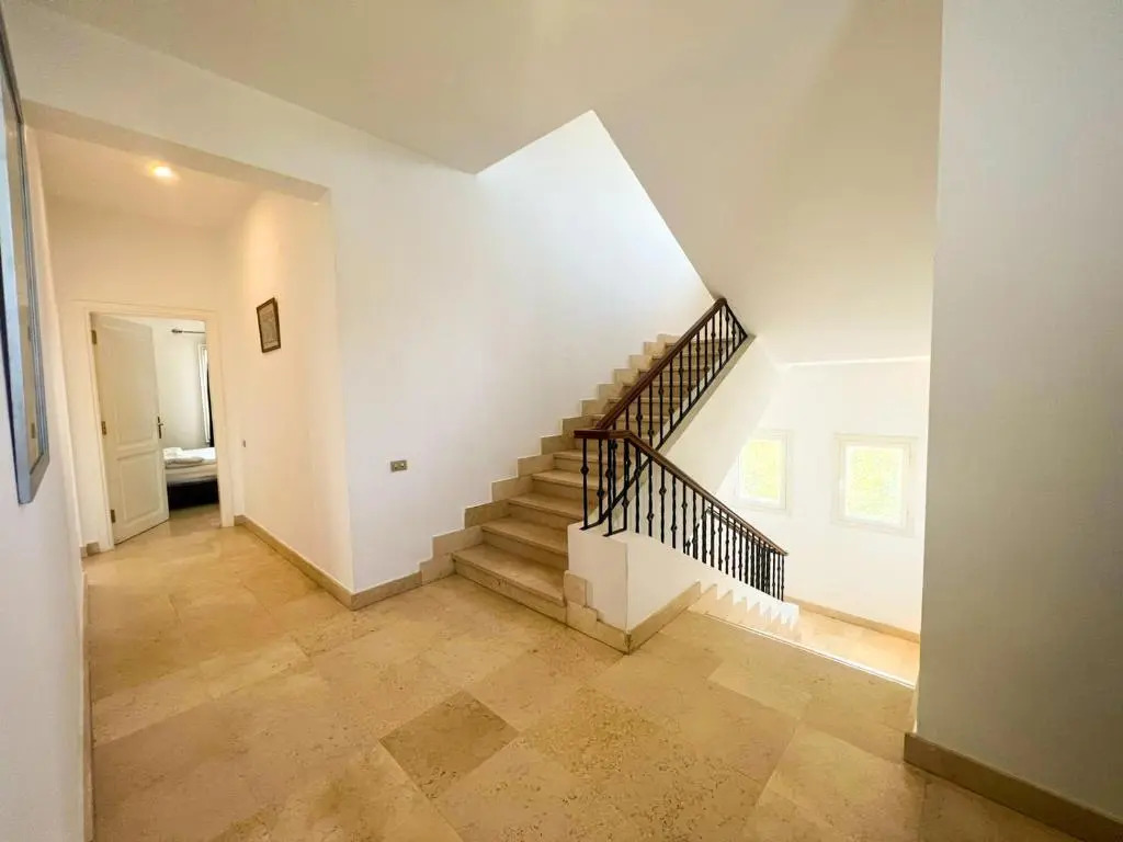 Luxury 4 bedroom villa with a heated pool