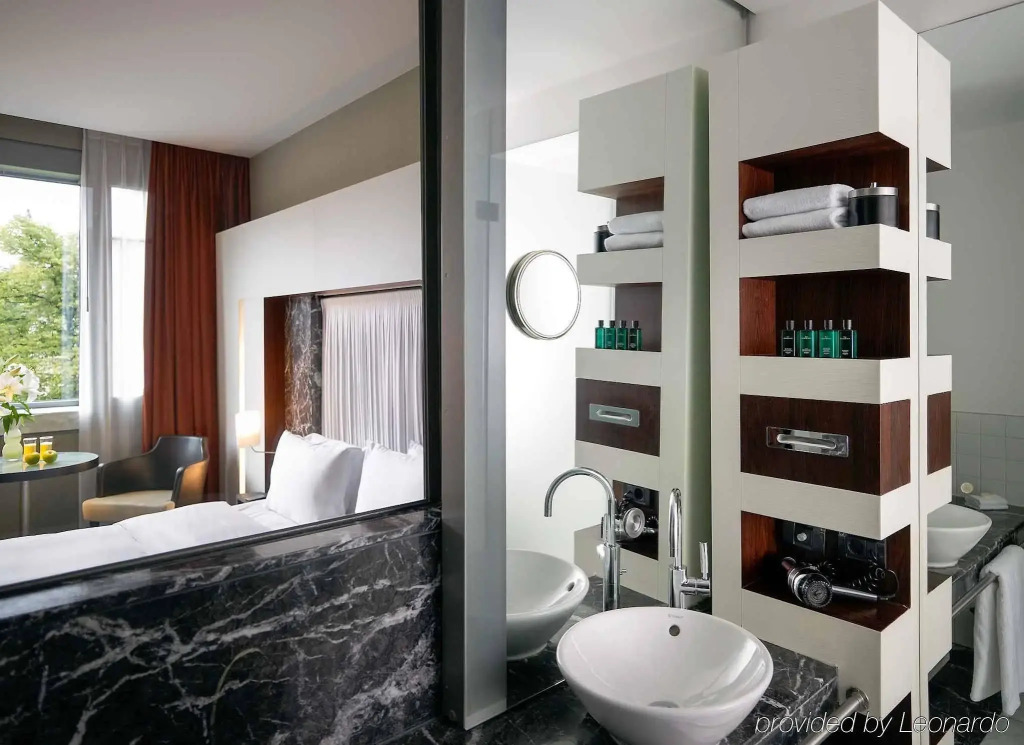 Hotel Luc, Autograph Collection
