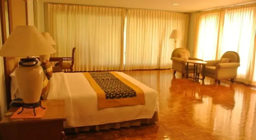 Ruen Pae Resort