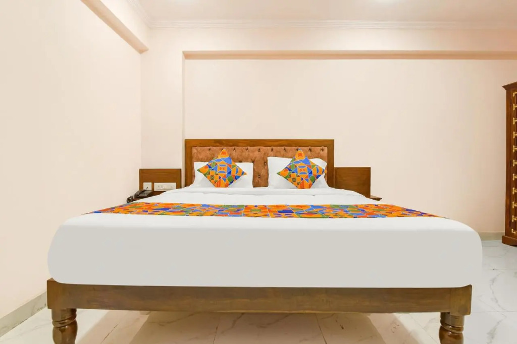 FabHotel JBS Heritage