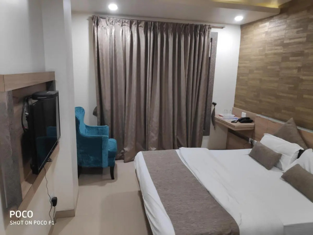 Adarsh Palace Hotel