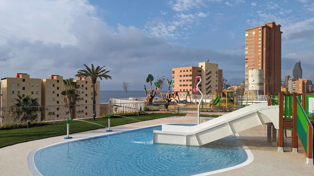 Sunset Cliffs Apartments Tower 2