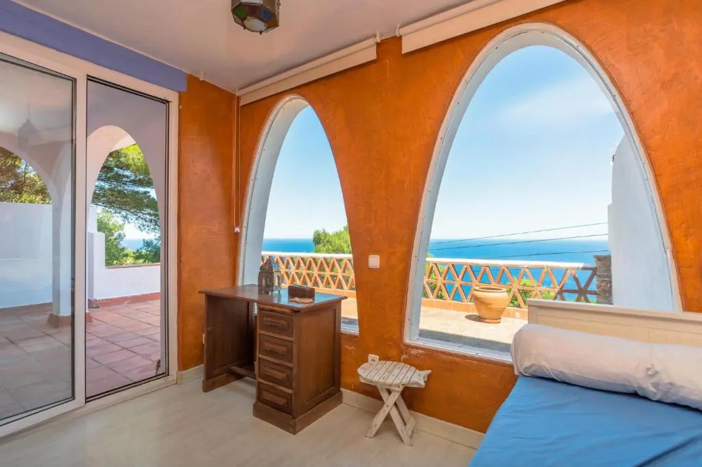 St-37 Begur SA Tuna 2 PAX