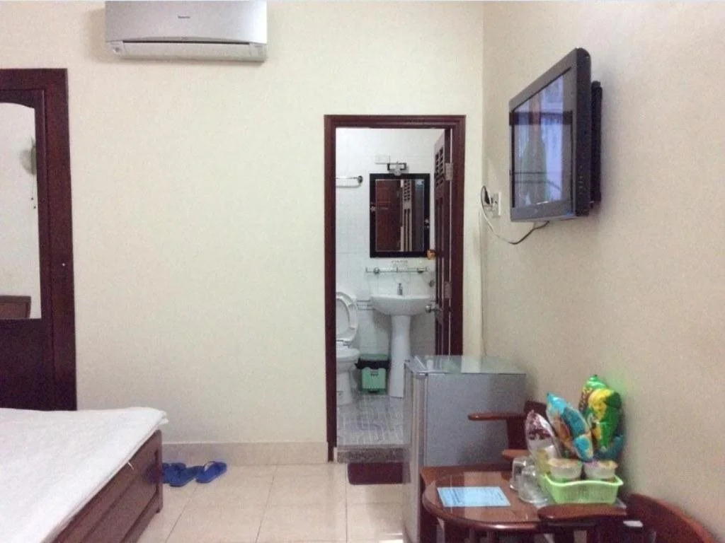 Thanh Tùng Hotel