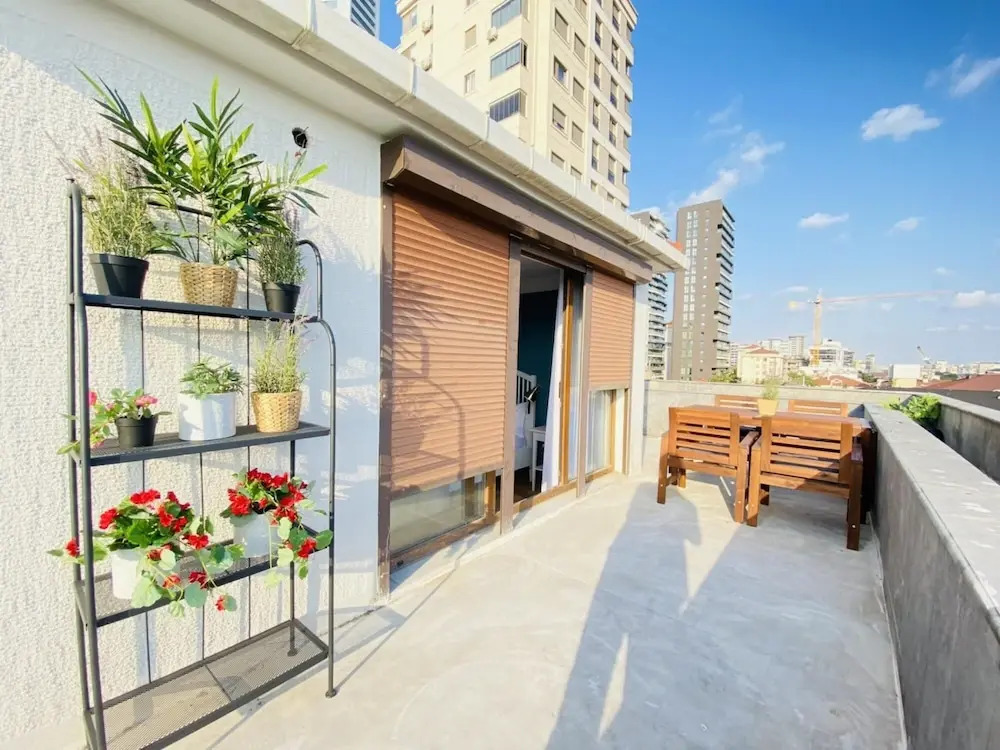 MISSAFIR Spacious Duplex Flat near Bagdat Street
