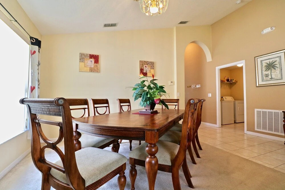 Perfect Large Gated Home w/ Pool Near Golf Course