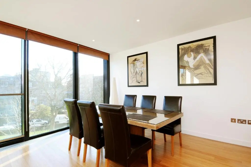 273 Stylish 2 bedroom apartment in the Quartermile development - offers private parking