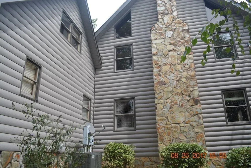 Mountain Rivers Lodge