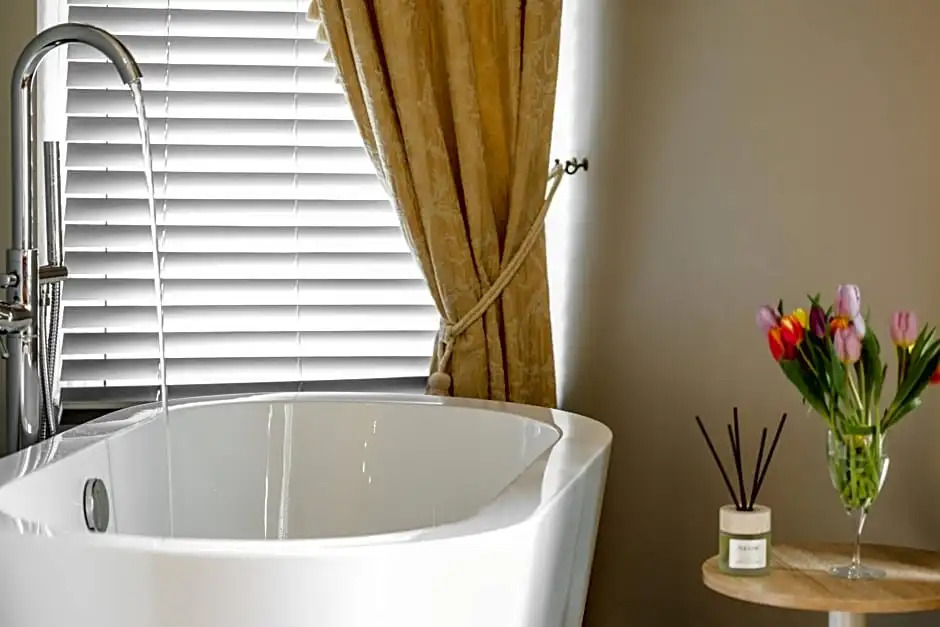 St Valery Boutique Bed + Breakfast