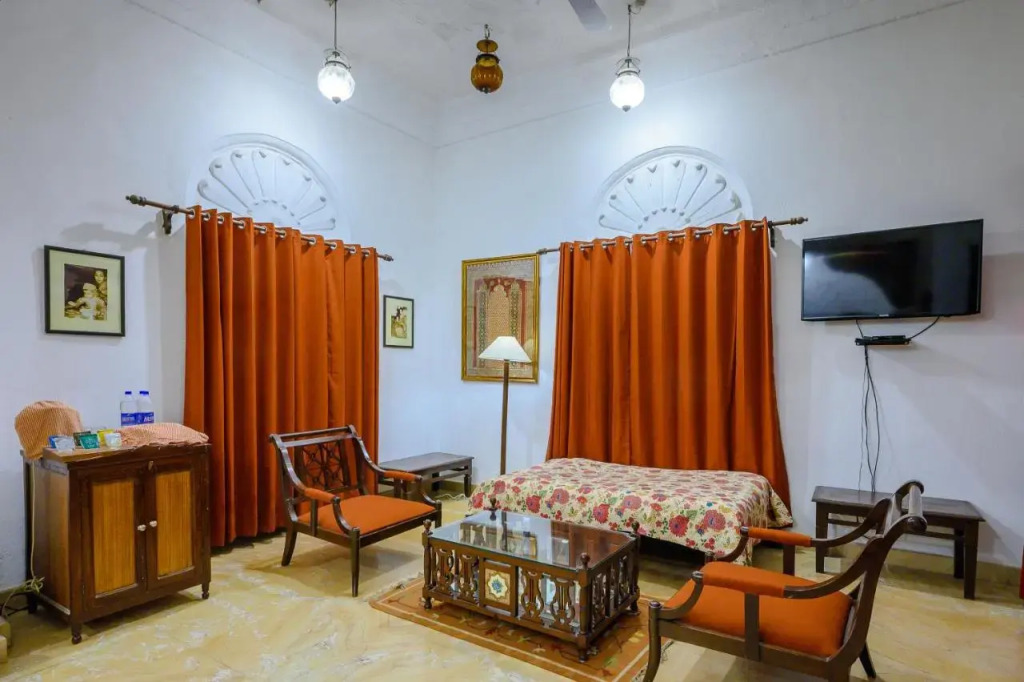 Neemrana'S - Deo Bagh