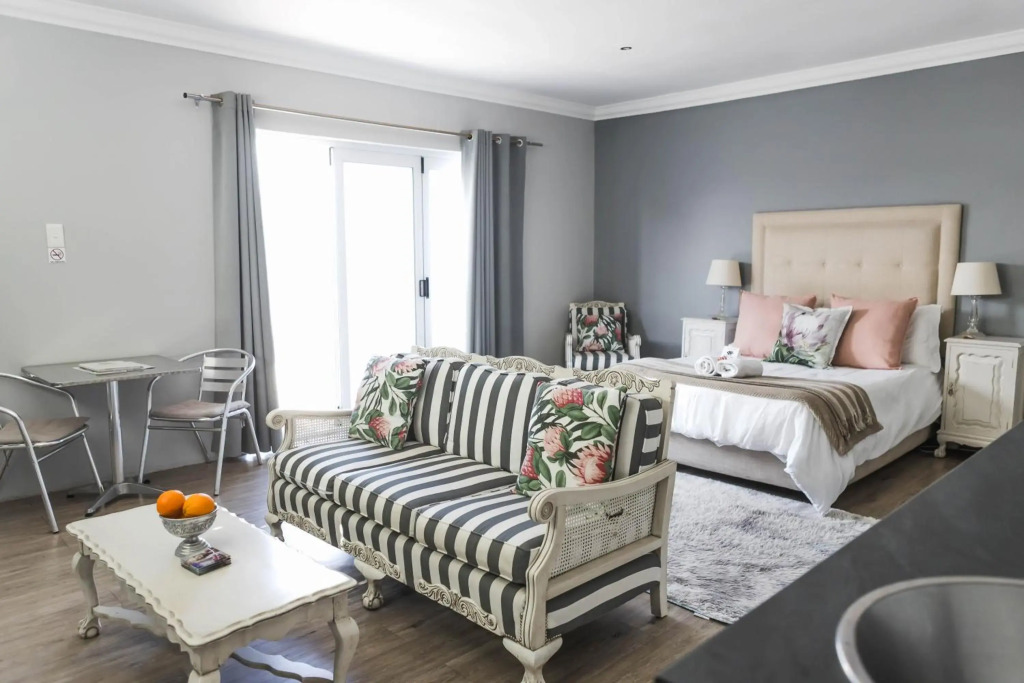 Namaste Spacious Studio Apartment