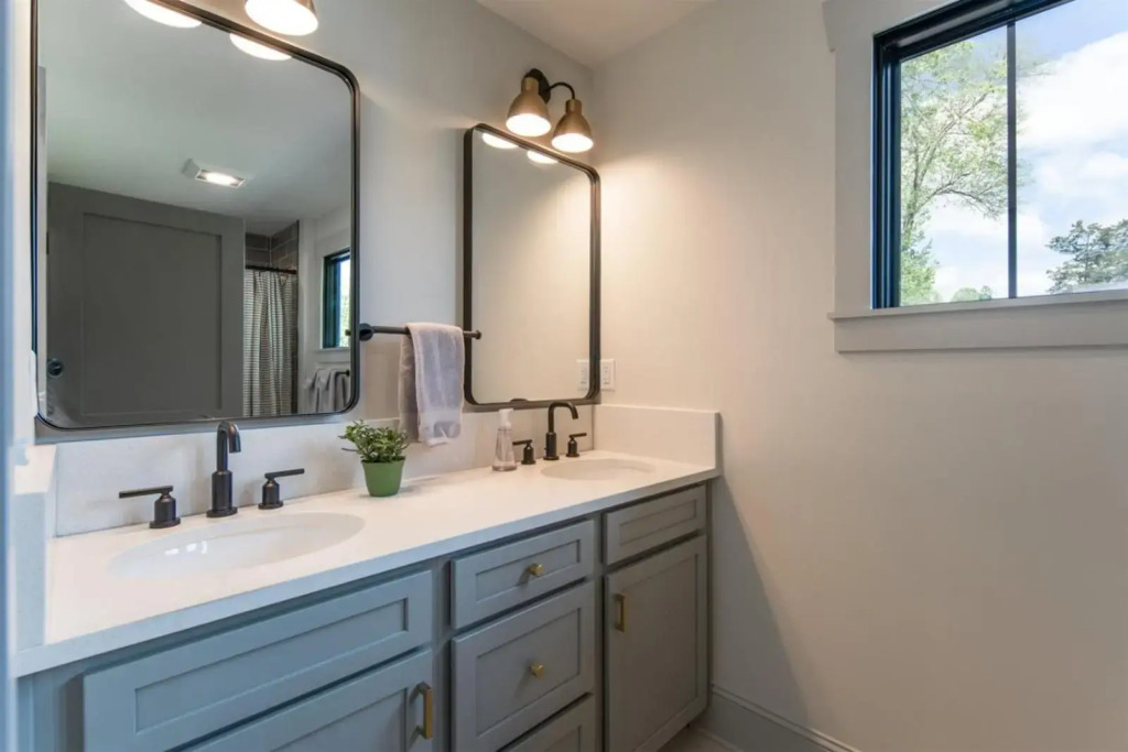 Kings Creek Cottage · Kings Creek Cottage Downtown