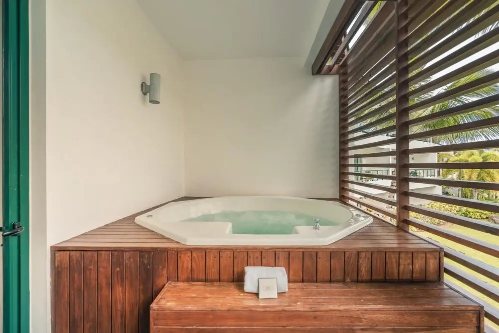 5 Guests 2 BR Jacuzzy Balcony Sublime