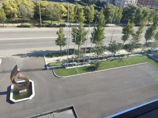 Holiday Inn Liaohai