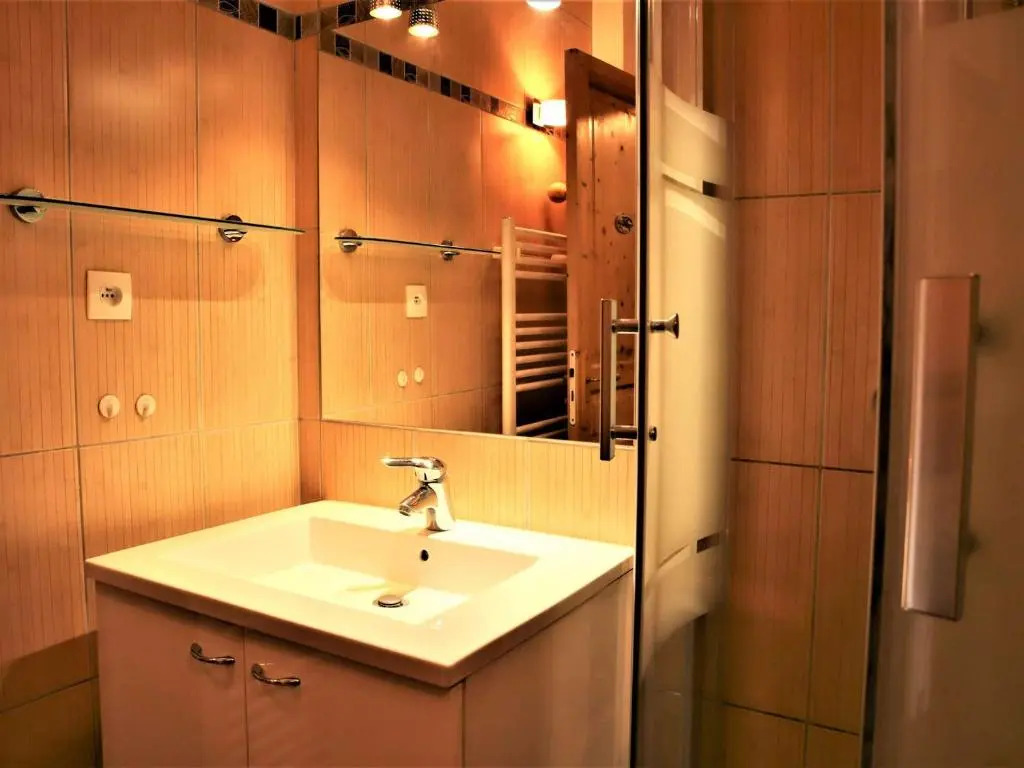 Appartement Auris, 2 pièces, 6 personnes - FR-1-297-26