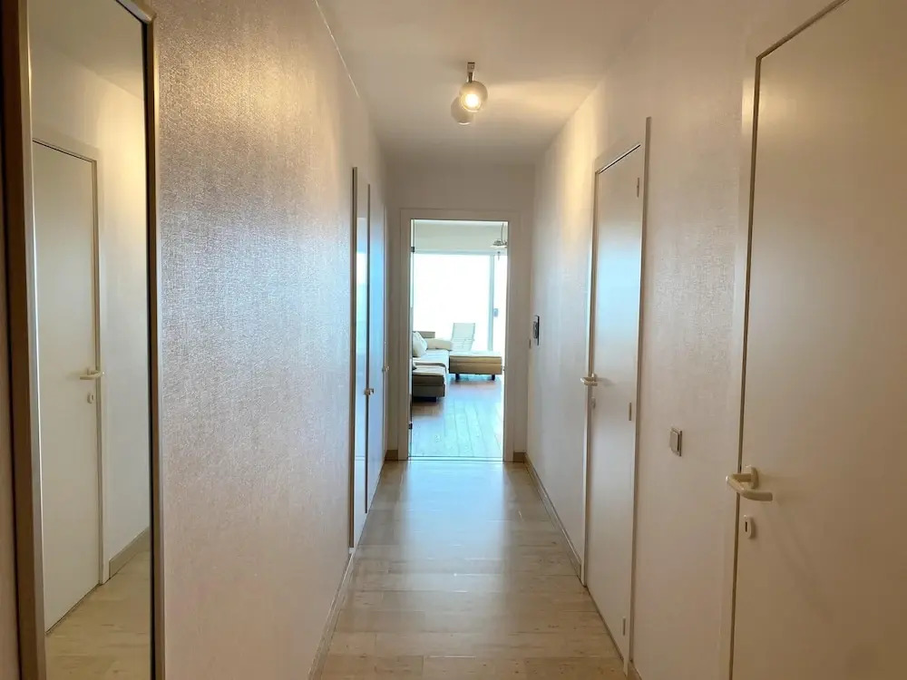 Waveside Corner Apartment