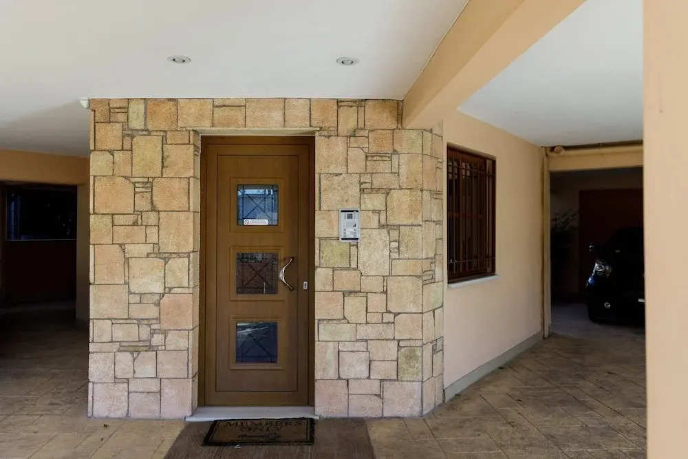 Upstreet Convenient 2bd Apartment