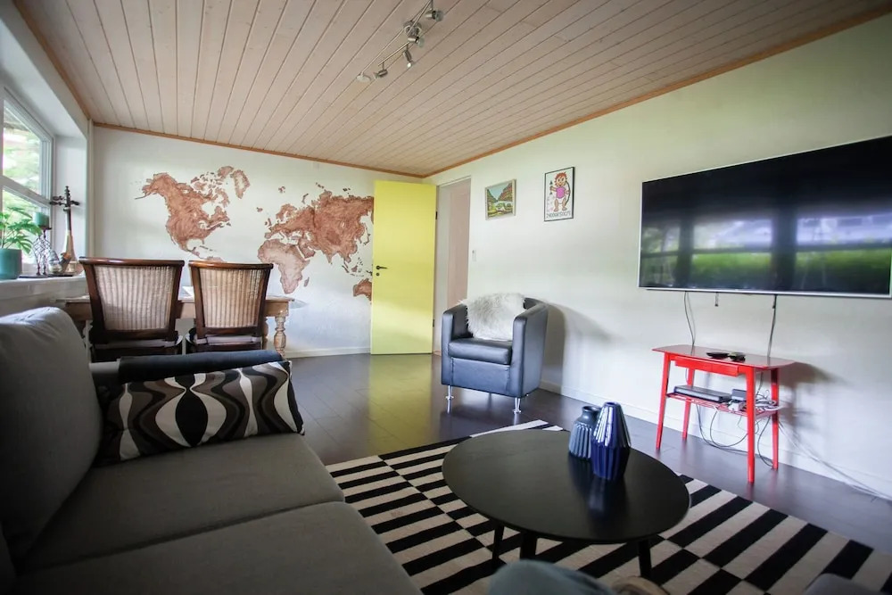 Lovely 2- Bedroom Apartment In Central Tórshavn