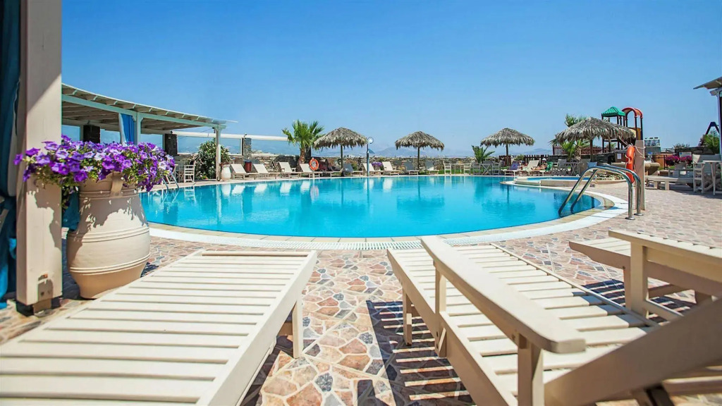 Golden Sun Hotel