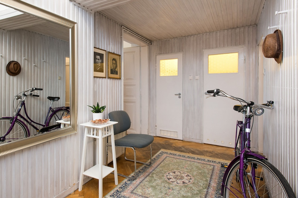Wawelove Spacious 3 Bedroom Apartment